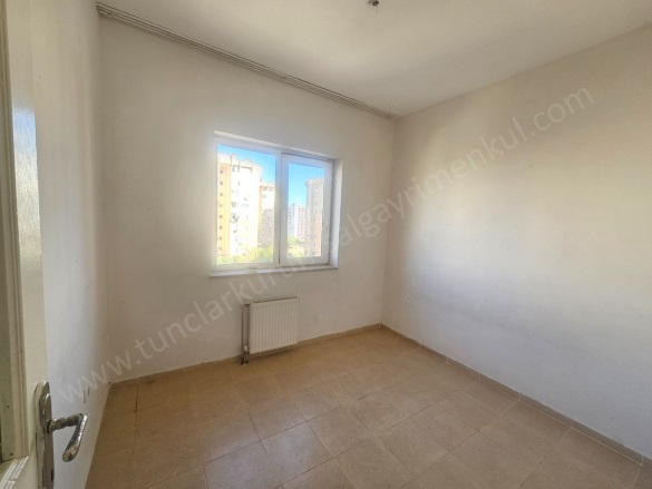 Üç Kuyular Civarı Yenişehir Kiralık Daire |  2+1 Oda | 80M2 Aylık 15.500Tl | 4. Kat | Doğalgaz(Kombi) Resim-5