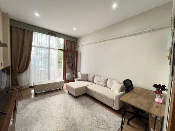 Bağcılar Bağlar Satılık Daire |  1+1 Oda | 70M2 2.340.000Tl  Krediye Uygun  Eşyalı  | Giriş Katı | Merkezi Isınma | 1 Banyo Resim-3