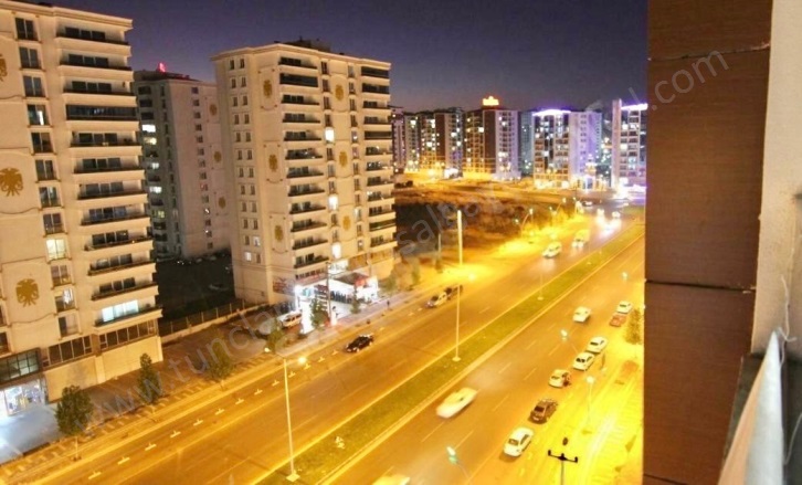 50 Lik Yol Civarı Kayapınar Satılık Daire |  3+1 Oda | 160M2 5.350.000Tl  Krediye Uygun  | 8. Kat Resim-1