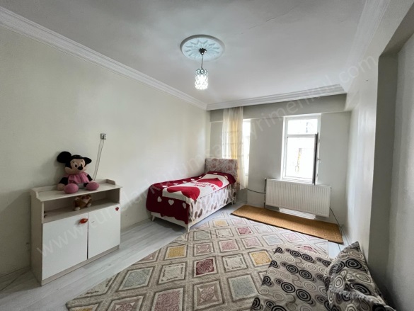 Huzurevleri Civarı Kayapınar Satılık Daire |  2+1 Oda | 135M2 2.080.000Tl | 4. Kat | Doğalgaz(Kombi) | 1 Banyo | 1 Yatak Odası Resim-5