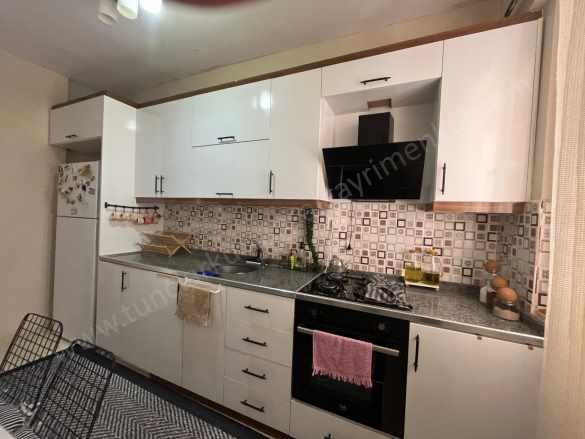 Çöl Güzeli Afet Evlerinde 3+1 Ful Bakımlı Acil Satılık Daire Kayapınar