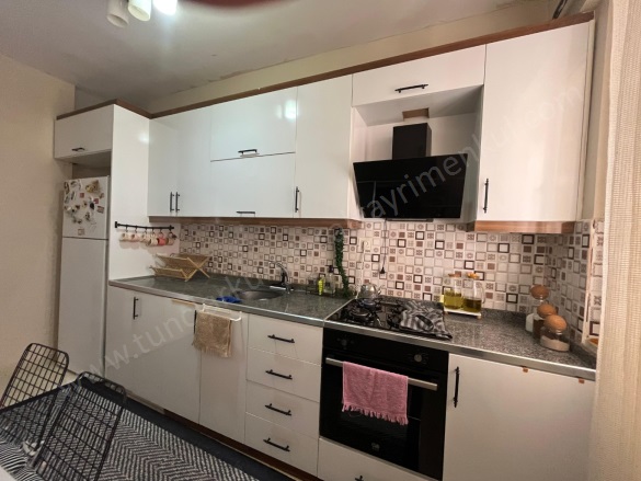 Çöl Güzeli Kayapınar Satılık Daire |  3+1 Oda | 145M2 3.320.000Tl  Krediye Uygun  | 1. Kat | Doğalgaz(Kombi) | 1 Banyo | 1 Yatak Odası Resim-3