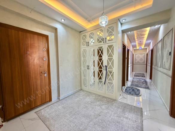 Peyas Mahallesi. Kayapınar Satılık Daire |  3+1 Oda | 185M2 4.150.000Tl  Krediye Uygun  | 10. Kat Resim-2