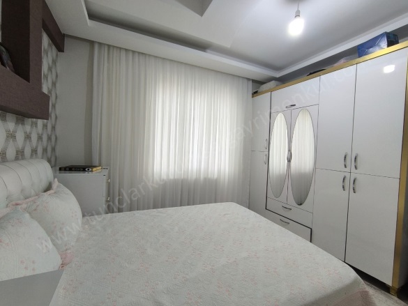 Bağcılar Bağlar Satılık Daire |  2+1 Oda | 95M2 3.950.000Tl  Krediye Uygun  | 2. Kat | Doğalgaz(Kombi) | 1 Banyo Resim-5