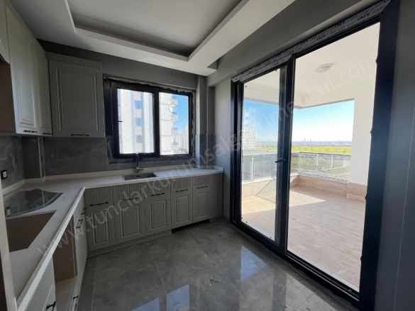 Nevruz Park Civarı Kılıç Yapıda Sıfır 2+1 Satılık Daire Bağlar Bağcılar