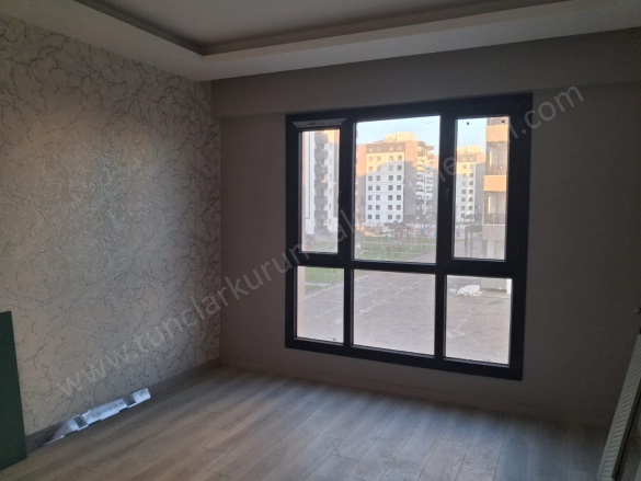 Bağcılar Bağlar Satılık Daire |  2+1 Oda | 85M2 3.980.000Tl  Krediye Uygun  | 2. Kat | Yerden Isıtma | 1 Banyo Resim-3
