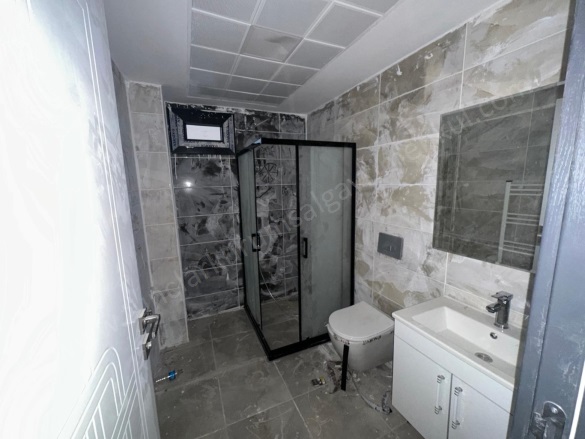 Ofis Civarı Yenişehir Satılık Daire |  1+1 Oda | 55M2 2.200.000Tl  Krediye Uygun  | 2. Kat | Doğalgaz(Kombi) | 1 Banyo | 1 Yatak Odası Resim-5