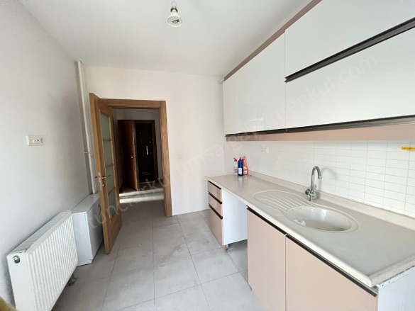  Barış Mh Kayapınar Satılık Daire |  2+1 Oda | 95M2 3.500.000Tl  Krediye Uygun  | 5. Kat | Merkezi Isınma(Pay Ölçer) | 1 Banyo Resim-3