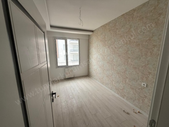 Kıtılbıl Mah. Sur Satılık Daire |  4+1 Oda | 185M2 4.850.000Tl  Krediye Uygun  | 1. Kat | Merkezi Isınma | 2 Banyo Resim-2