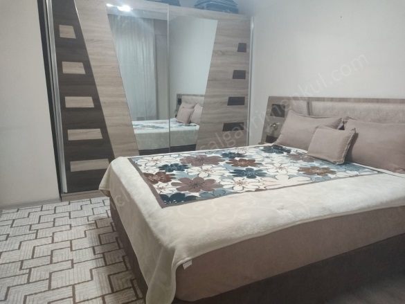 Bağcılar Bağlar Satılık Daire |  3+1 Oda | 135M2 3.250.000Tl  Krediye Uygun  | Giriş Katı | Merkezi Isınma | 1 Banyo Resim-4