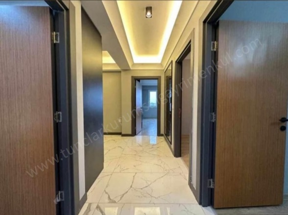 Bağcılar Bağlar Satılık Daire |  3+1 Oda | 150M2 3.530.000Tl  Krediye Uygun  | 9. Kat | Yerden Isıtma | 1 Banyo Resim-5