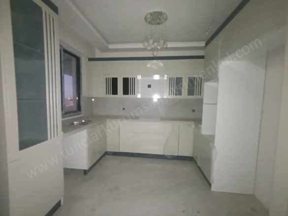 Altındağ Dinleme Tesisleri Karşısı Zana Tech Te 3 5+1 Acil Satılık Daire Yenişehir Dökmetaş