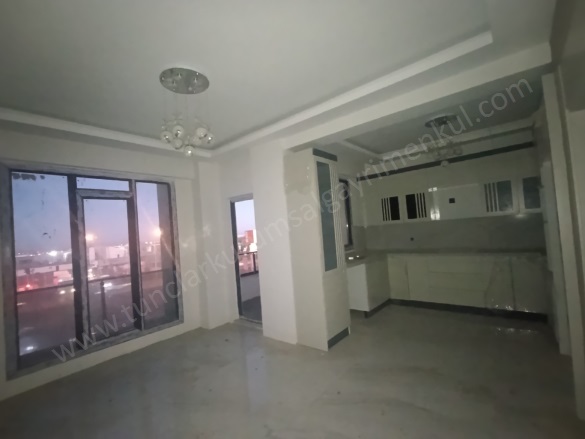 Dökmetaş Yenişehir Satılık Daire |  3.5+1 Oda | 155M2 5.000.000Tl | 2. Kat | Merkezi Isınma | 2 Banyo Resim-4