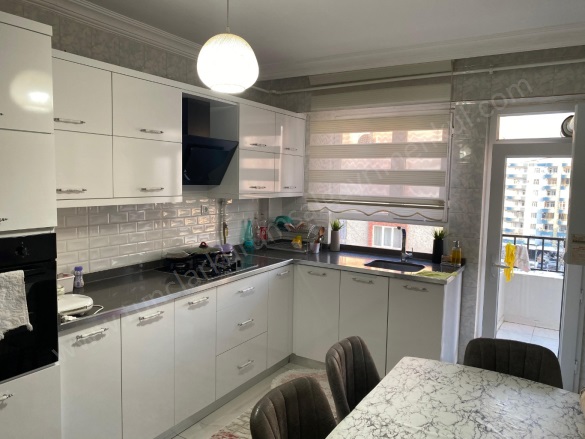 Fırat Mahallesi. Kayapınar Satılık Daire |  3+1 Oda | 170M2 3.600.000Tl  Krediye Uygun  | 5. Kat | Doğalgaz(Kombi) Resim-2