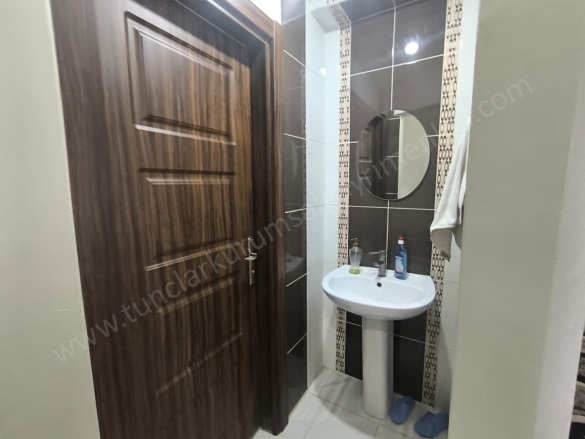 Tekel Kavşağı Civarı Kayapınar Satılık Daire |  4+1 Oda | 220M2 5.150.000Tl  Krediye Uygun  | 9. Kat | Doğalgaz(Kombi) | 2 Banyo Resim-4