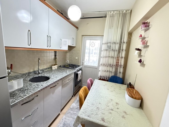 Üç Kuyular Civarı Yenişehir Satılık Daire |  2+1 Oda | 90M2 2.750.000Tl | 4. Kat | Doğalgaz(Kombi) | 1 Banyo Resim-1
