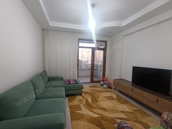  Barış Mh Kayapınar Satılık Daire |  3+1 Oda | 150M2 4.500.000Tl  Krediye Uygun  | 2. Kat | Merkezi Isınma | 2 Banyo Resim-4