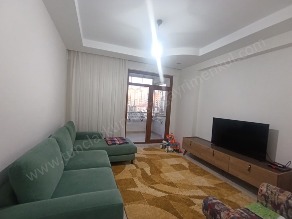  Barış Mh Kayapınar Satılık Daire |  3+1 Oda | 150M2 4.500.000Tl  Krediye Uygun  | 2. Kat | Merkezi Isınma | 2 Banyo Resim-5