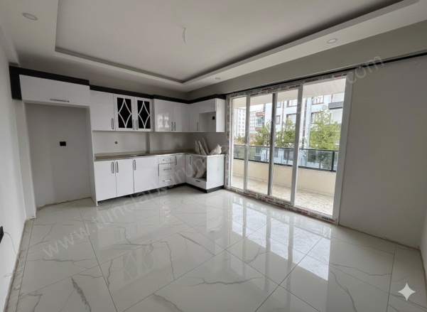 Bağcılar Bağlar Satılık Daire |  2+1 Oda | 70M2 3.100.000Tl  Krediye Uygun  | 4. Kat | Doğalgaz(Kombi) | 1 Banyo | 1 Yatak Odası Resim-2