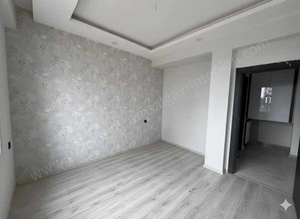 Zümrütkent Kalbinde 2+1 Sıfır Amerikan Mutfak Satılık Daire Bağlar Bağcılar