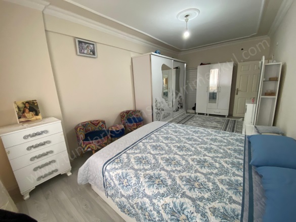 Forum Avm Civarı Kayapınar Satılık Daire |  3+1 Oda | 220M2 4.125.000Tl  Krediye Uygun  | 3. Kat Resim-2