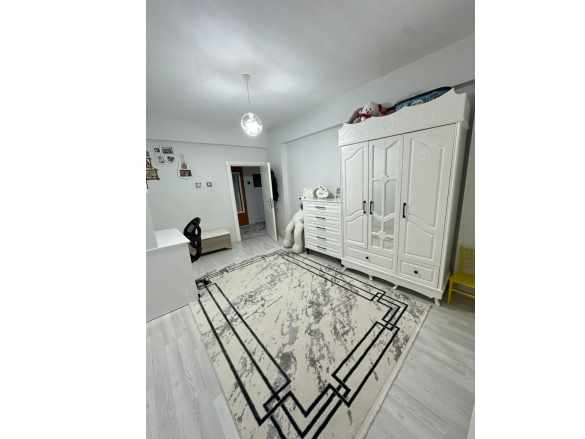 Bayramoğlu Camisi Civarı Hatboyu Caddesi Üzerinde içi Full Yapılı Temiz 2+1 Satılık Daire Kayapınar Barış Mh