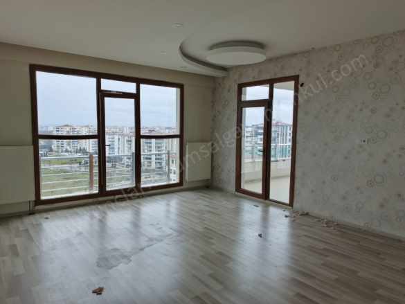 Kiralık Daire 3+1 Bağcılar Millet Bahçesi Civarı Bağlar