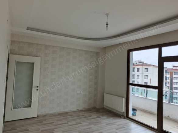Kiralık Daire 3+1 Bağcılar Millet Bahçesi Civarı Bağlar