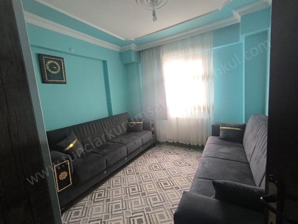 Huzurevleri Civarı Kayapınar Satılık Daire |  2+1 Oda | 100M2 2.530.000Tl  Krediye Uygun  | 6. Kat | Doğalgaz(Kombi) | 1 Banyo Resim-2