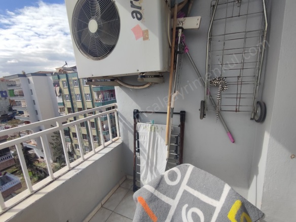 5 Nisan Mh Bağlar Satılık Daire |  3+1 Oda | 170M2 3.000.000Tl  Krediye Uygun  | 7. Kat | Doğalgaz(Kombi) | 1 Banyo Resim-5