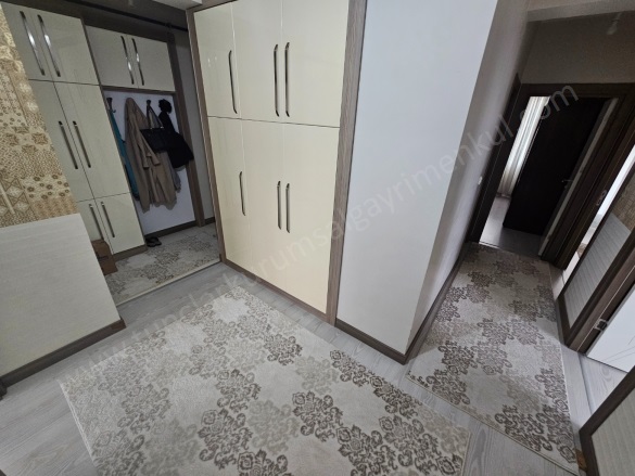 Bağcılar Bağlar Satılık Daire |  140M2 4.700.000Tl | 2. Kat Resim-2