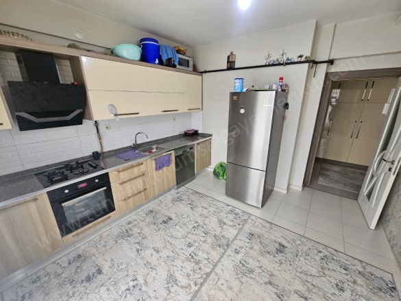 Bağcılar Bağlar Satılık Daire |  140M2 4.700.000Tl | 2. Kat Resim-5