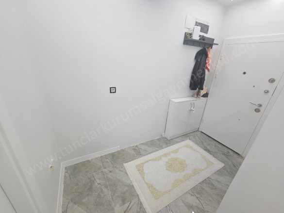 50 Lik Yol Civarı Kayapınar Satılık Daire |  2+1 Oda | 110M2 4.830.000Tl | 1. Kat Resim-2