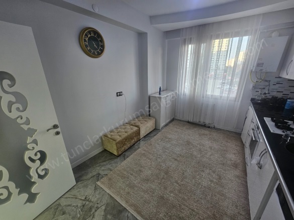 50 Lik Yol Civarı Kayapınar Satılık Daire |  2+1 Oda | 110M2 4.830.000Tl | 1. Kat Resim-3