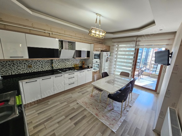 Bağcılar Bağlar Satılık Daire |  155M2 5.700.000Tl | 5. Kat Resim-5