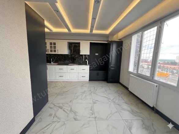 Seyrantepe Civarı Yenişehir Kiralık Daire |  3.5+1 Oda | 180M2 Aylık 32.000Tl | 7. Kat | Merkezi Isınma | 2 Banyo Resim-2