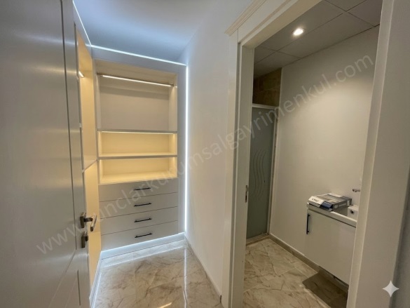 Seyrantepe Civarı Yenişehir Kiralık Daire |  3.5+1 Oda | 180M2 Aylık 32.000Tl | 7. Kat | Merkezi Isınma | 2 Banyo Resim-5