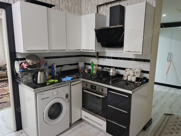 Fabrika Mahallesi Civarı. Yenişehir Satılık Daire |  2+1 Oda | 95M2 3.350.000Tl  Krediye Uygun  Eşyalı  | Yüksek Giriş | Merkezi Isınma | 1 Banyo Resim-1