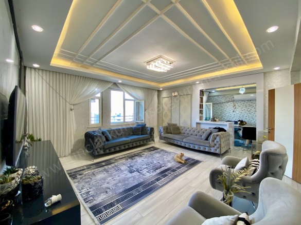 Peyas Mahallesi. Kayapınar Satılık Daire |  3+1 Oda | 185M2 4.130.000Tl  Krediye Uygun  | 10. Kat | Doğalgaz(Kombi) | 2 Banyo Resim-2