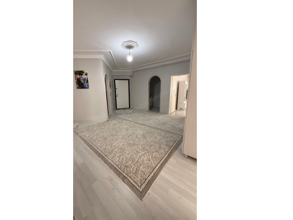 Bağcılar Bağlar Satılık Daire |  3+1 Oda | 185M2 4.650.000Tl  Krediye Uygun  | 6. Kat | Doğalgaz(Kombi) | 2 Banyo Resim-1