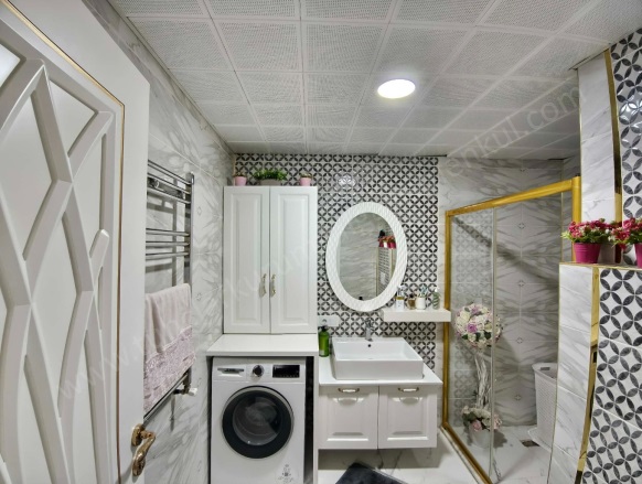 Bağcılar Bağlar Satılık Daire |  3.5+1 Oda | 180M2 5.940.000Tl  Krediye Uygun  | Yüksek Giriş | Doğalgaz(Kombi) Resim-3