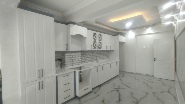 Toptancılar Civarı Bağlar Satılık Villa |  3.5+1 Oda | 250M2 6.850.000Tl  Krediye Uygun  | Dubleks | Doğalgaz(Kombi) | 2 Banyo Resim-3