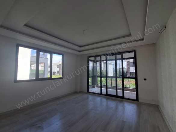 6+1 Kiralık Villa 2 Katlı Dubleks Yenişehir Dönümlü