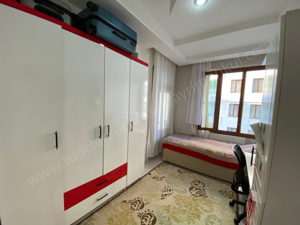 Wiston Civarı Kayapınar Satılık Daire |  4+1 Oda | 210M2 5.850.000Tl | 3. Kat | Merkezi Isınma | 2 Banyo | 1 Yatak Odası Resim-2