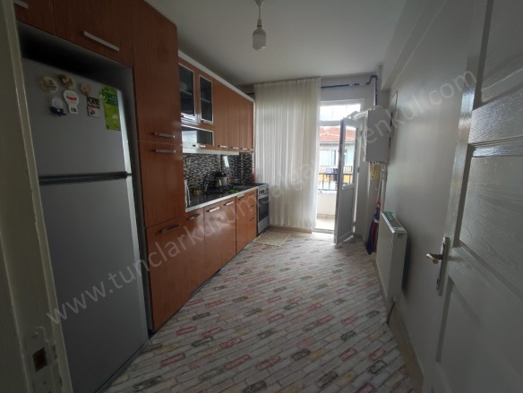 Çöl Güzeli Kayapınar Satılık Daire |  3+1 Oda | 140M2 3.600.000Tl  Krediye Uygun  Eşyalı  | Doğalgaz(Kombi) | 1 Banyo | 1 Yatak Odası Resim-5