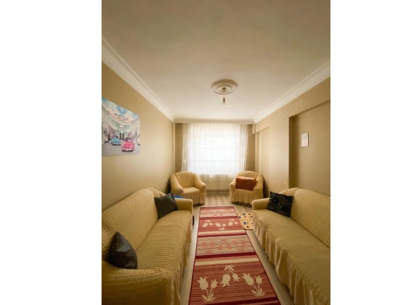 5 Nisan Mh Bağlar Satılık Daire |  3+1 Oda | 160M2 2.650.000Tl  Krediye Uygun  | 1. Kat | Doğalgaz(Kombi) | 1 Banyo | 1 Yatak Odası Resim-2