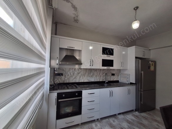 Huzurevleri Civarı Kayapınar Satılık Daire |  3+1 Oda | 170M2 2.550.000Tl  Krediye Uygun  | 6. Kat | Doğalgaz(Kombi) | 1 Banyo | 1 Yatak Odası Resim-1