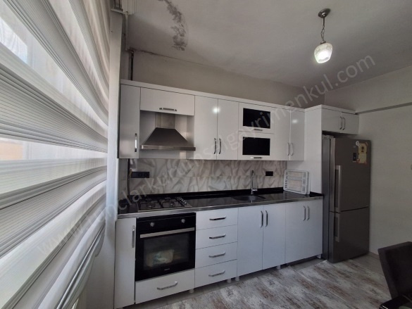 Huzurevleri Civarı Kayapınar Satılık Daire |  3+1 Oda | 170M2 2.550.000Tl  Krediye Uygun  | 6. Kat | Doğalgaz(Kombi) | 1 Banyo | 1 Yatak Odası Resim-2