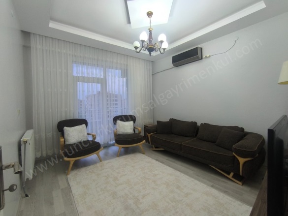Bağcılar Bağlar Satılık Daire |  3+1 Oda | 150M2 4.350.000Tl  Krediye Uygun  | 6. Kat | Merkezi Isınma | 2 Banyo Resim-3