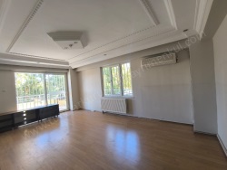 Kayapınar Diclekent Civarı Satılık Daire 3+1 185 M2 | 1. Kat | Doğalgaz(Kombi) | 2 Banyo